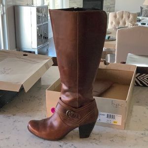 Born tall boots, brown cognac, size 8.5